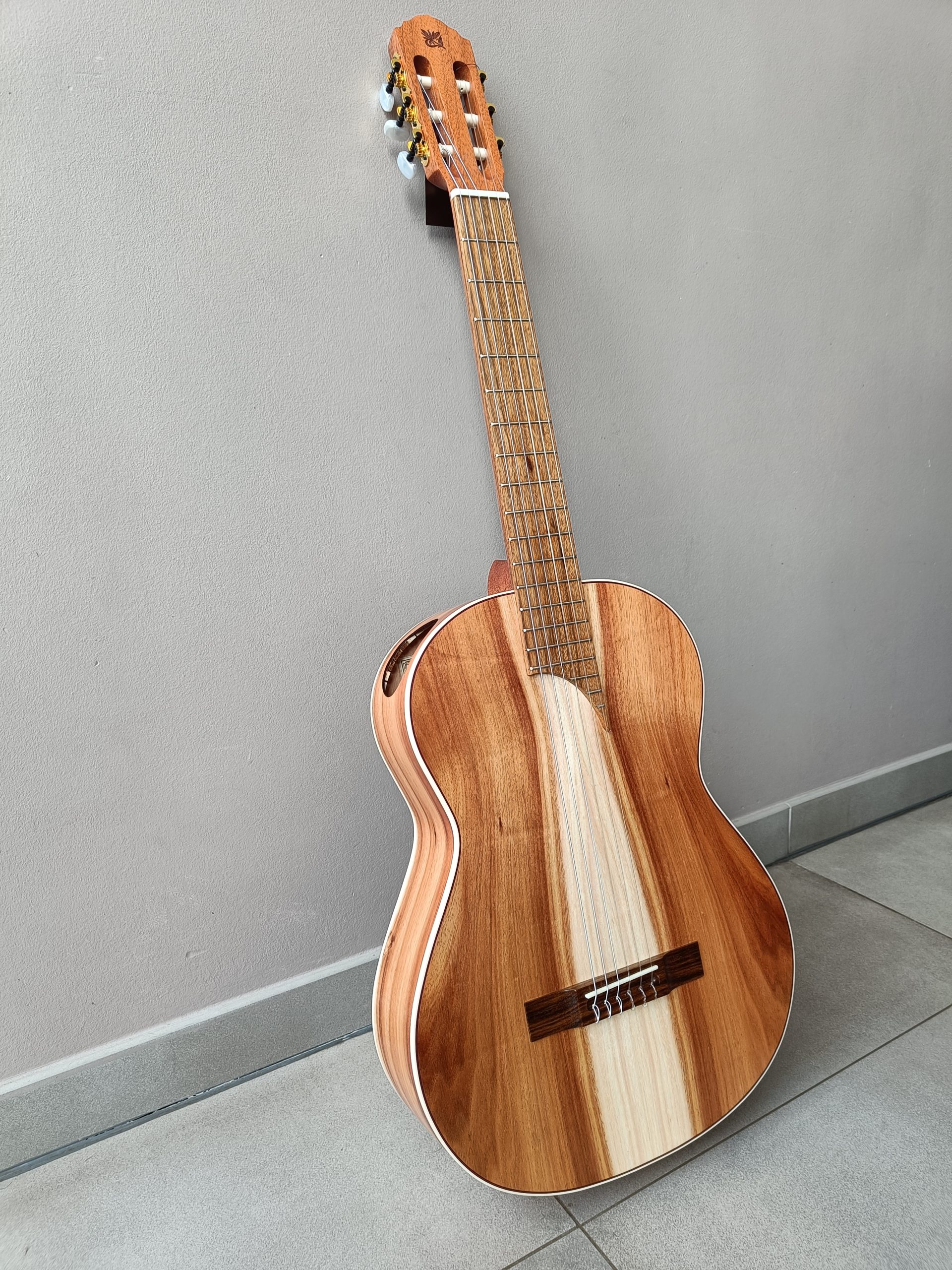 Iberica Serenata 5 KOAKOA MX OP Klassieke gitaar - Afbeelding 9