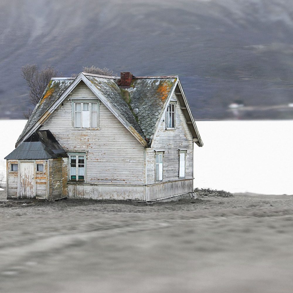 Ett hus i en fjord - Studio Caro-lines