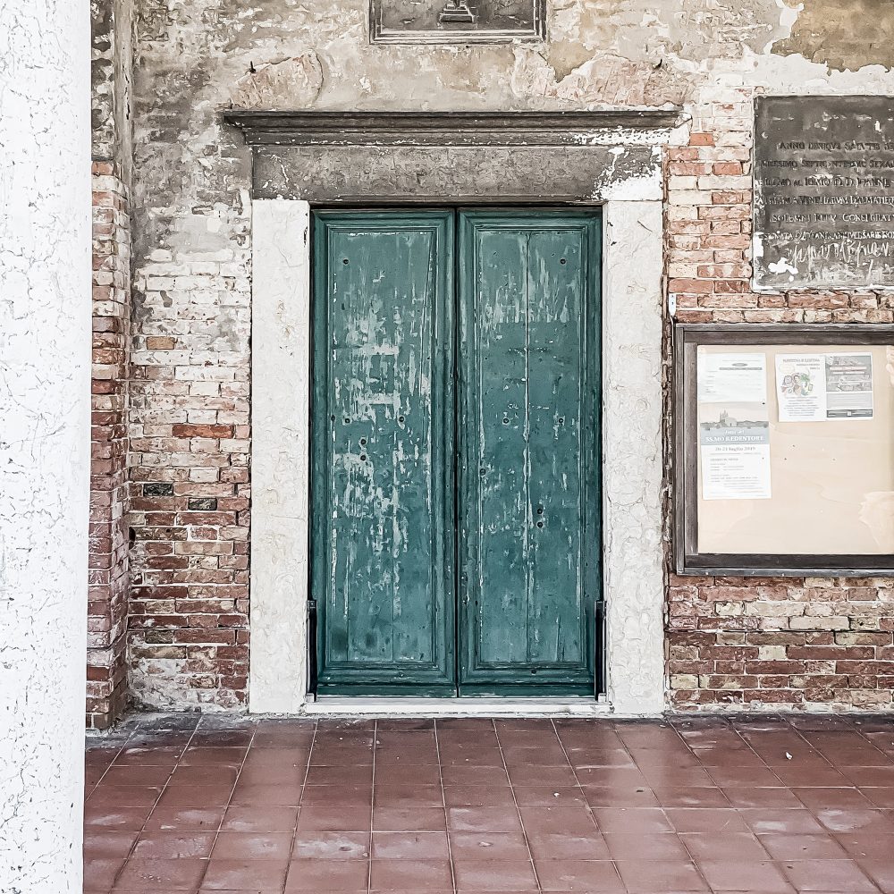 Fasader i Venedig. Venedig när det är som bäst.