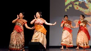 Stuti Aga Nachle Bihu dance