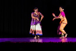 Leela Indian Fusion tanz auftritte Zürich Schweiz Bollywood Indische Folkare BharataNatyam