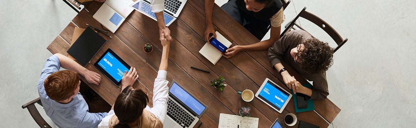 People shaking hands banner-03