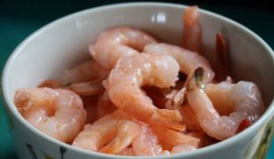 Chilli, garlic and coriander prawns