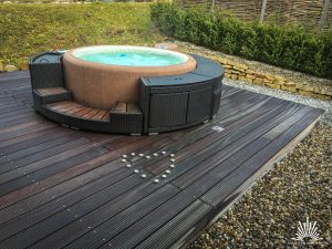 Whirlpool im Chalet Grand Flueh