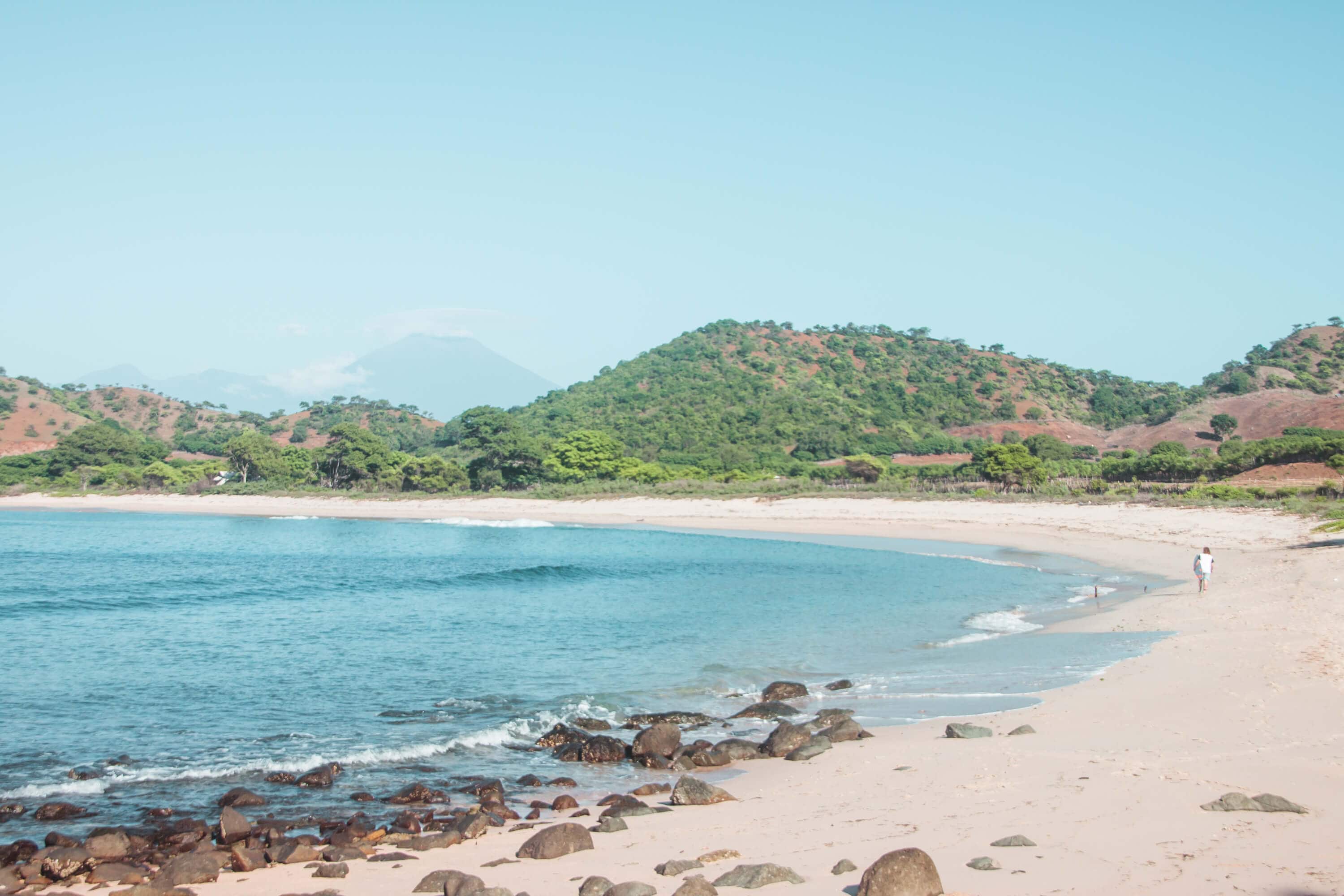 Searching for waves in Kertasari - Whales & Waves Resort in Sumbawa, Indonesia - The most amazing place I've ever been