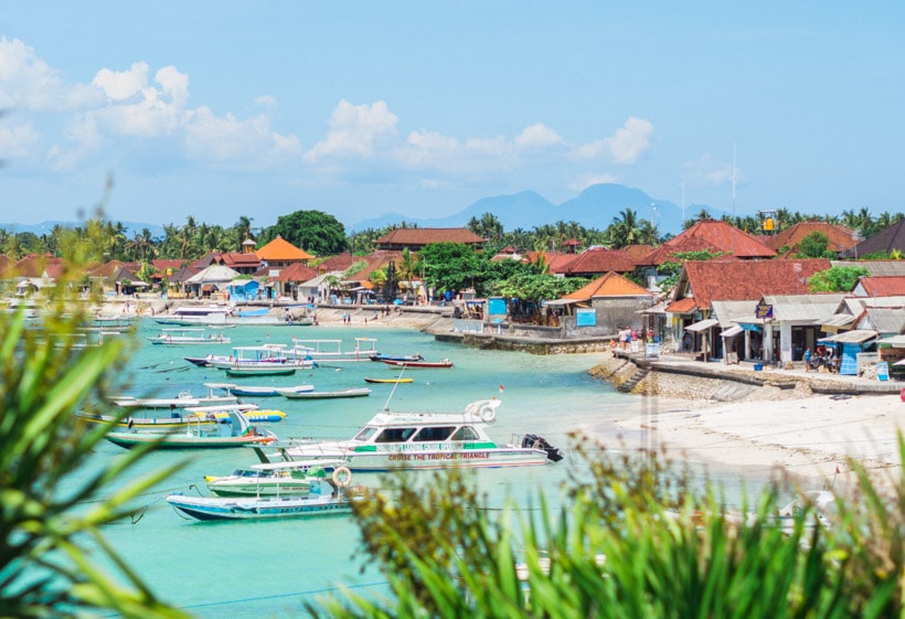 Beach accommodation on Nusa Lembongan Island, Paradise right off the coast of Bali. Where to stay on Nusa Lembongan.