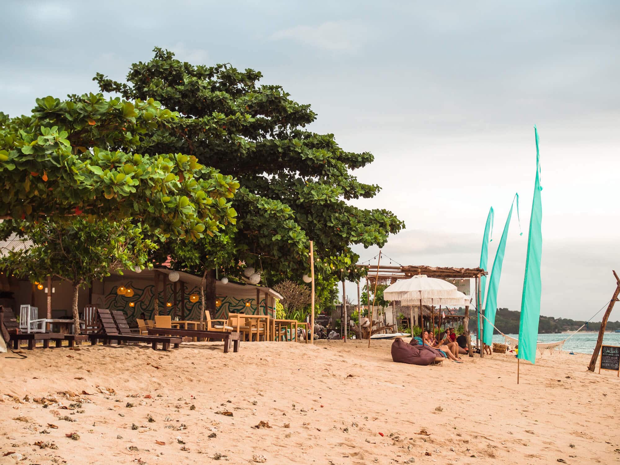 Best places to stay on Nusa Lembongan for every budget. Jungut Batu Beach looking towards Ohana's Resort & Beach Club