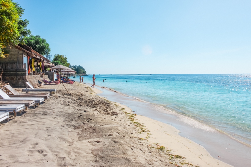 Which Gili Island is the best? A first timer's guide. One of the beaches on Gili Air.