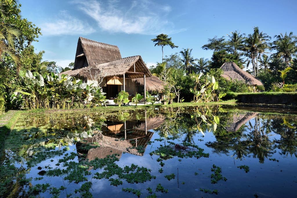 7 unique & affordable Bali Airbnbs