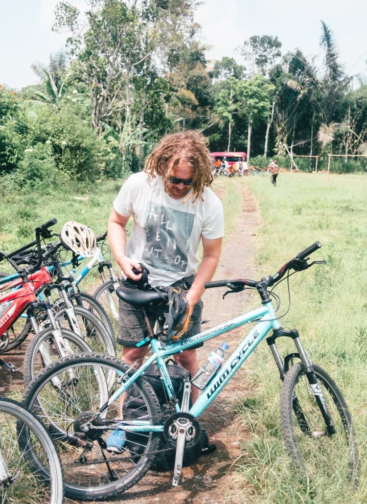 The BEST cycling tour in Bali: My favorite experience!