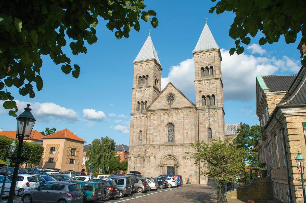 3 awesome day trips from Aarhus - Viborg Cathedral
