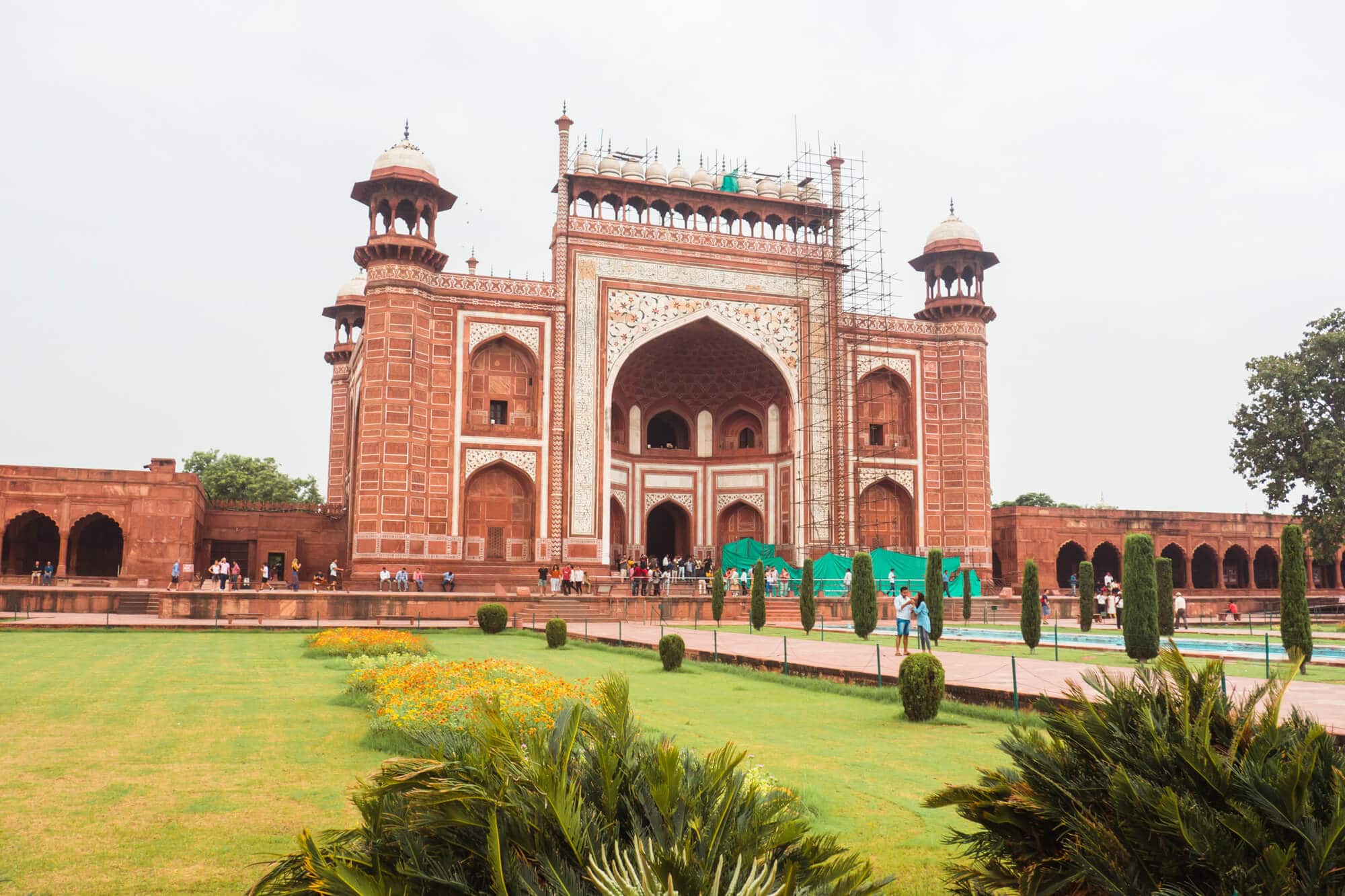 Taj Mahal photography tips + Everything you need to know before you visit Taj Mahal in Agra, India