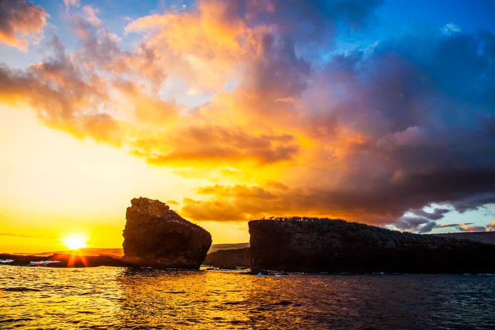 16 female travel bloggers reveal their favorite lesser-known islands - Lanai, Hawaii #bucketlist