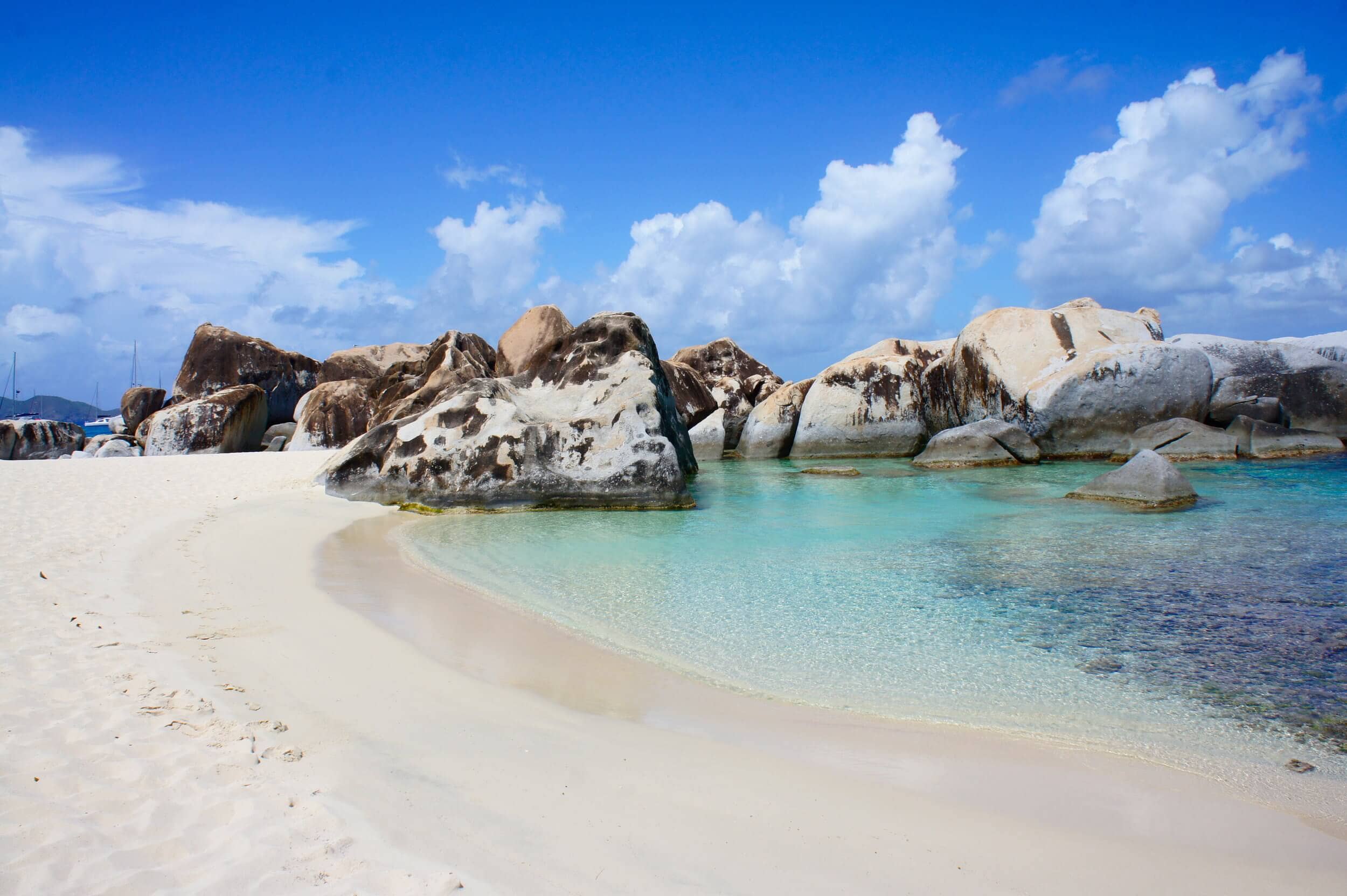 16 female travel bloggers reveal their favorite lesser-known islands - Virgin Gorda, British Virgin Islands, Caribbean #bucketlist