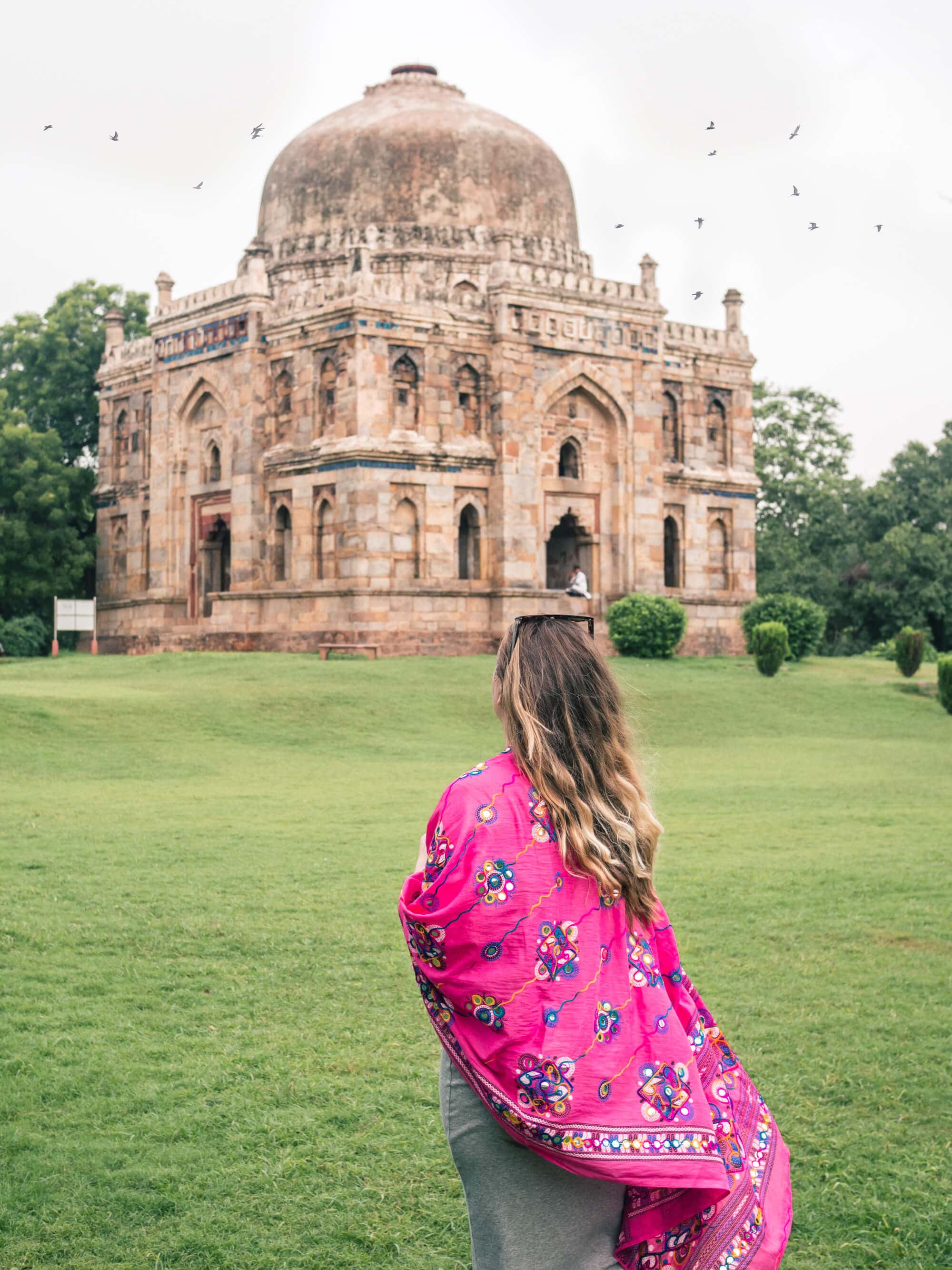 The ultimate 2 day New Delhi Itinerary - The stunning and peaceful Lodhi Gardens
