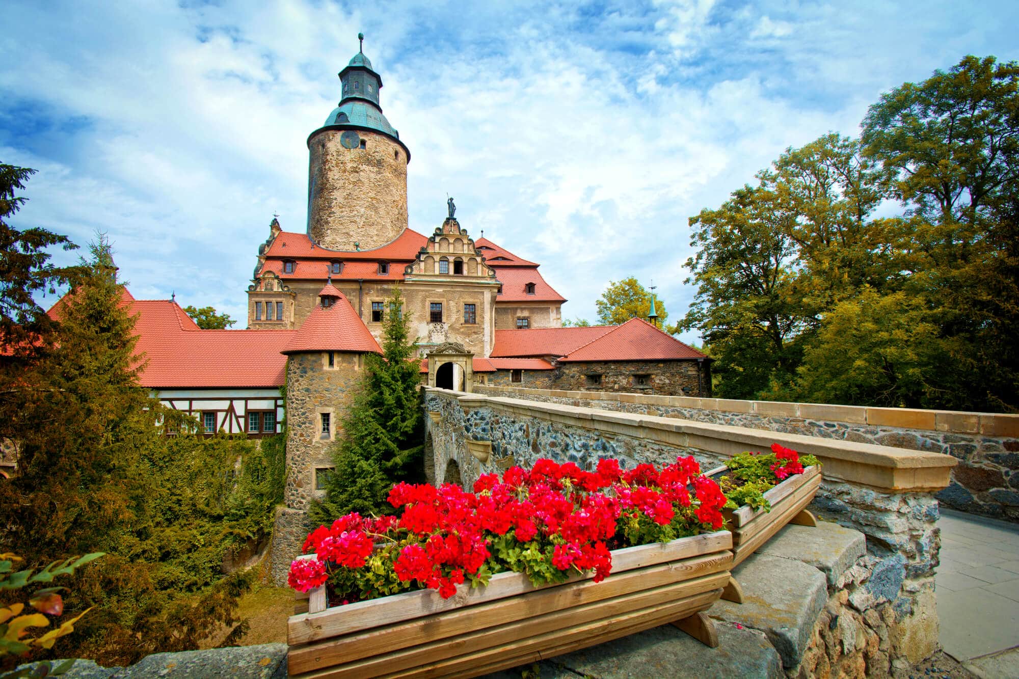 castle tours in poland