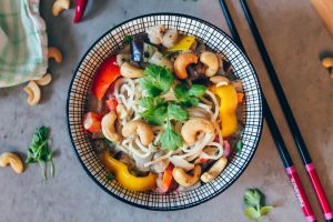 Quick & easy vegan recipe: Coconut coriander noodle bowl