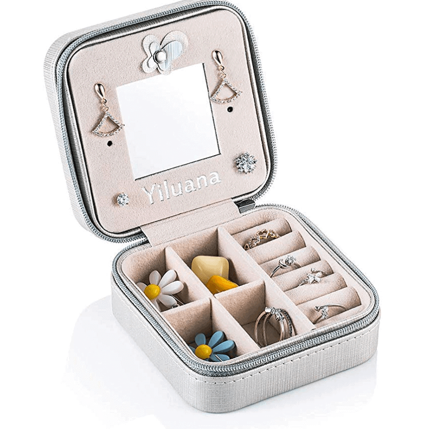 Small and lightweight travel jewelry box - Best travel gift ideas