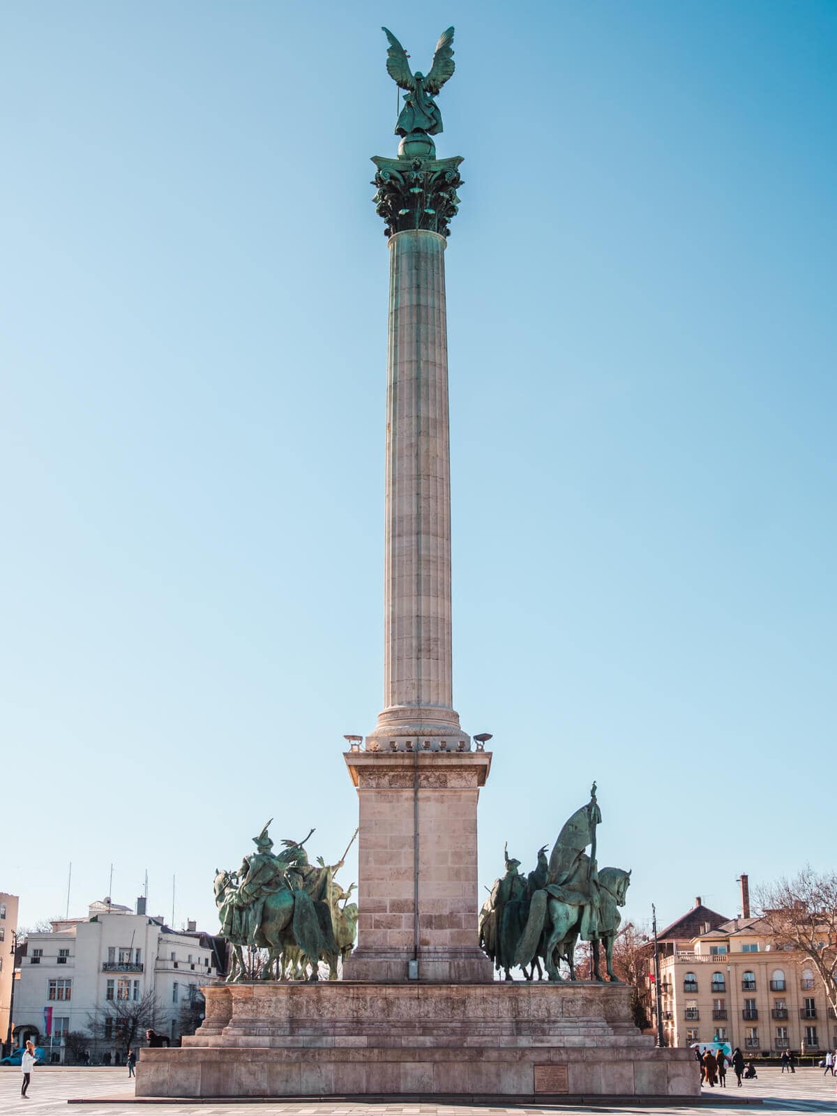 Budapest Instagram photo guide - Hero Square