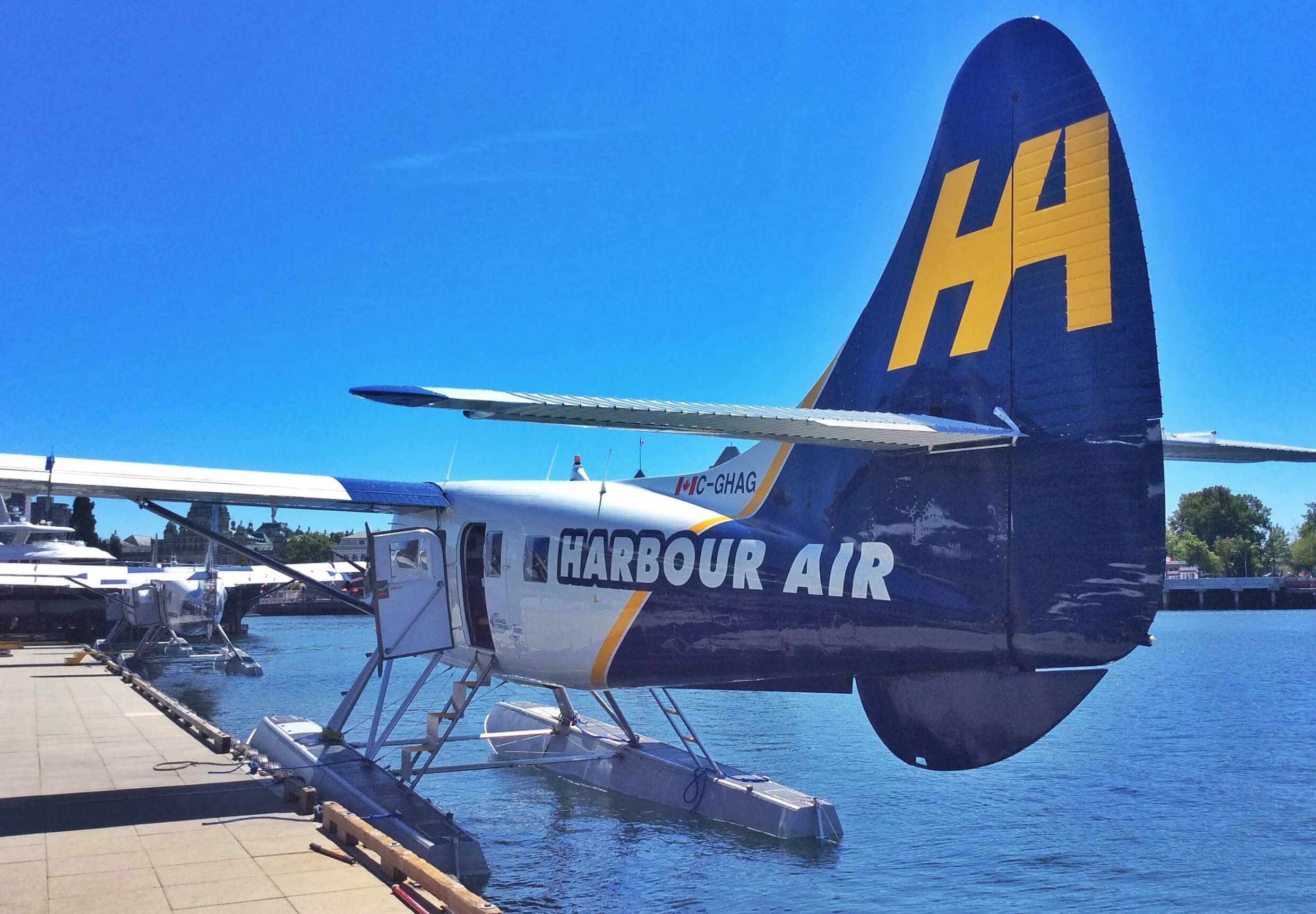 20 of the most unforgettable travel experiences in the world - A seaplane in Victoria, BC