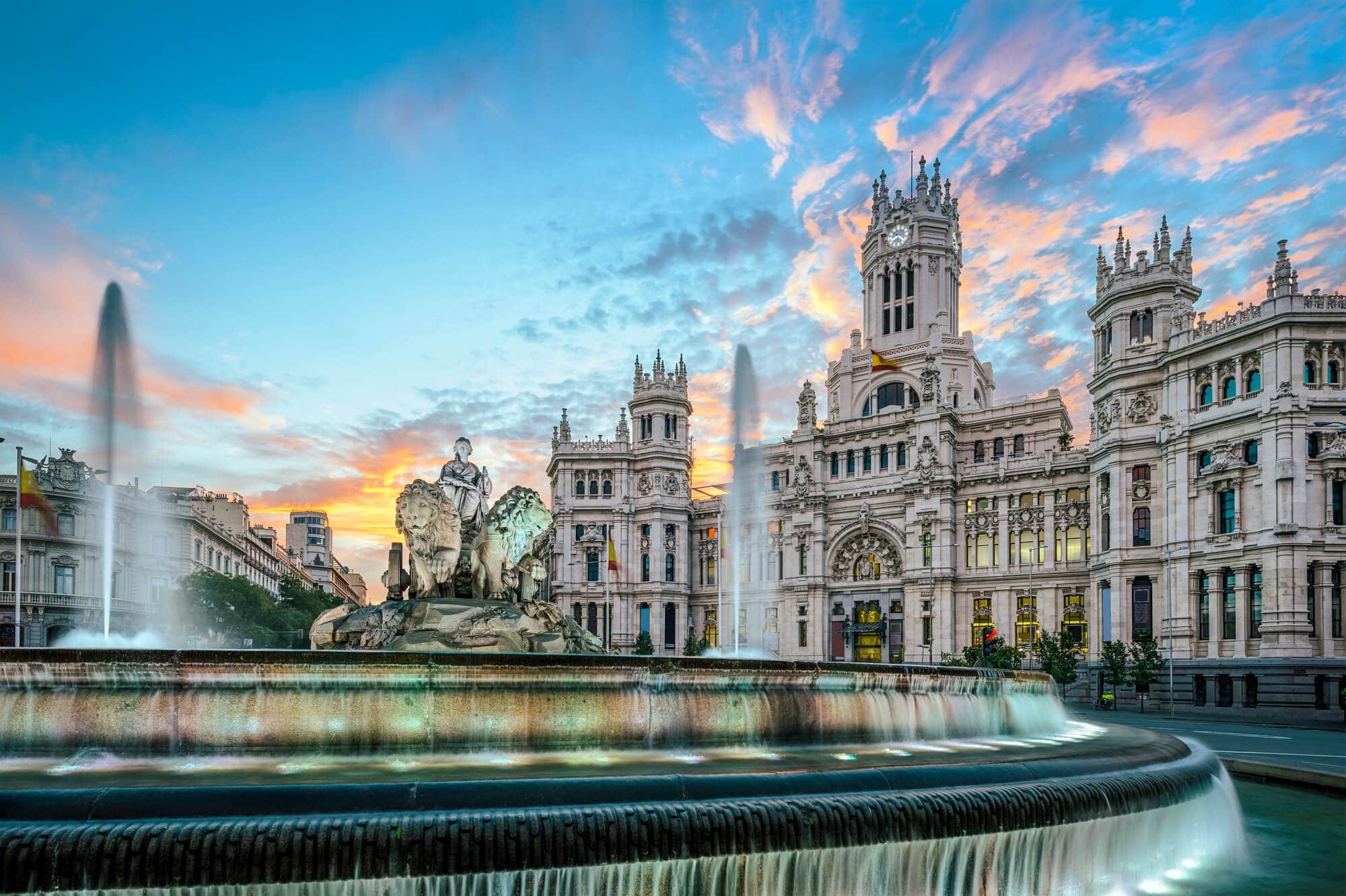 Cibeles Plaza in Madrid - The Ultimate Spain Bucket List