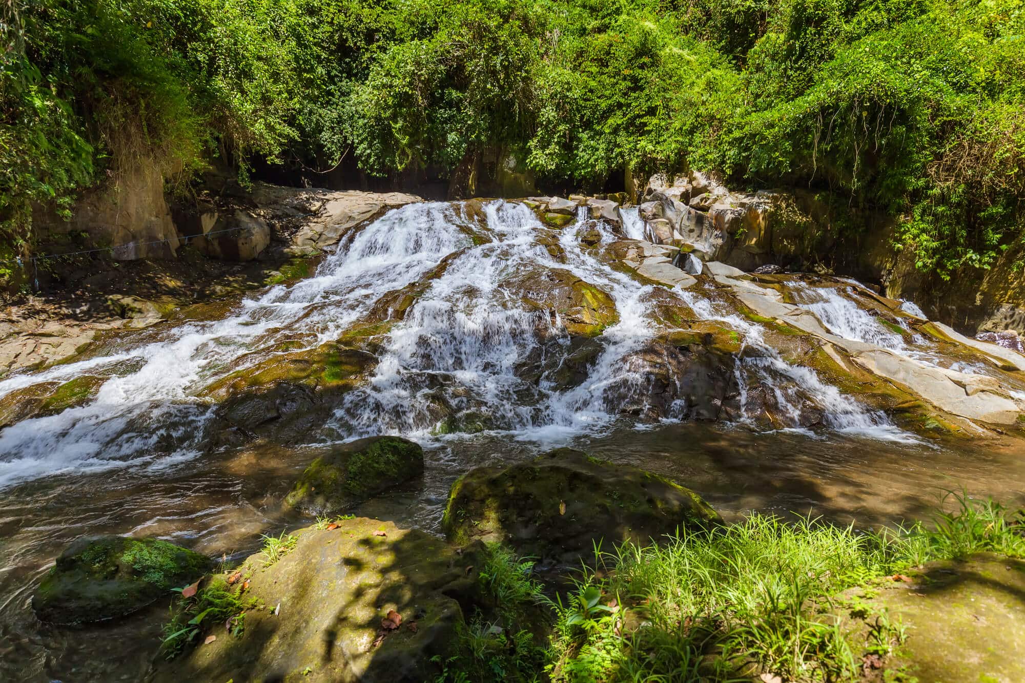 A guide to all the best waterfalls in Ubud Bali - Goa Rang Reng Waterfall