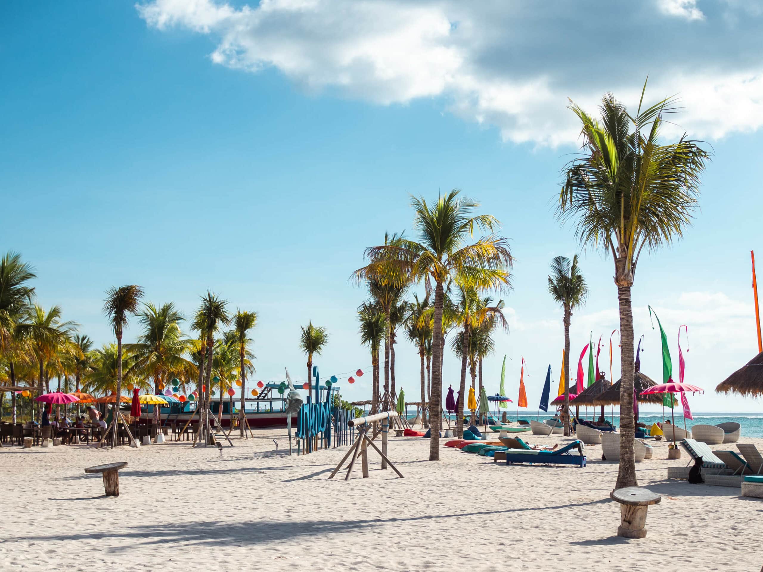 Stunning white sand and palm trees at Mahagiri Beach - One of the best beaches on Nusa Lembongan