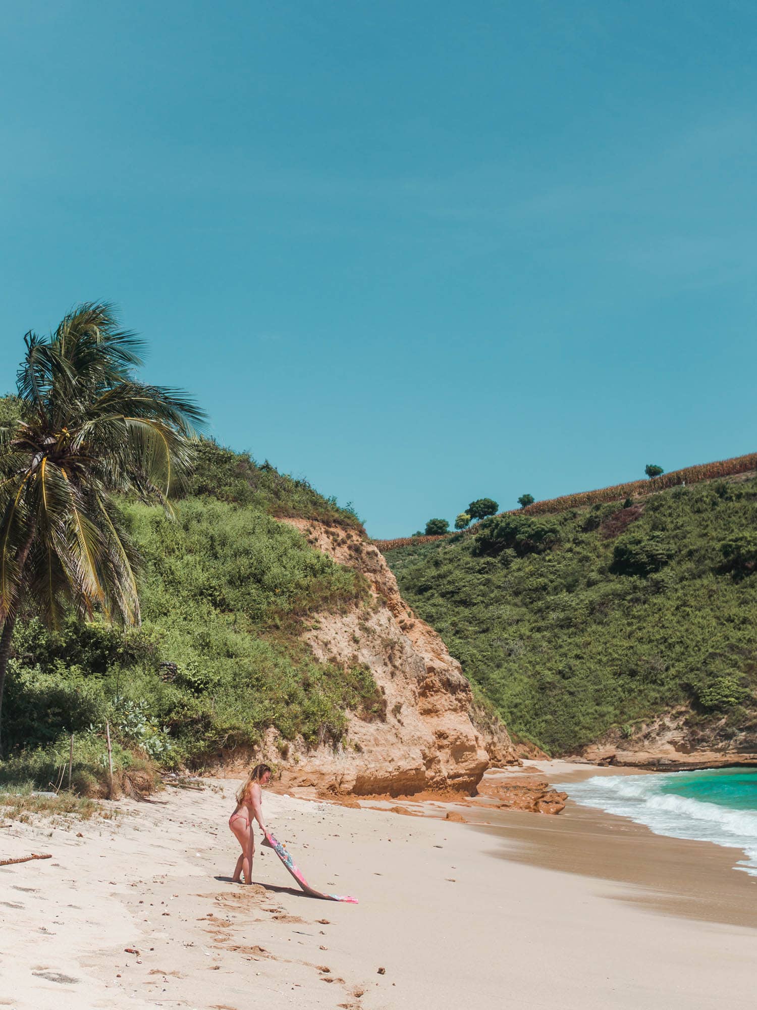 Pantai Surga, a hidden beach close to Kuta, Lombok