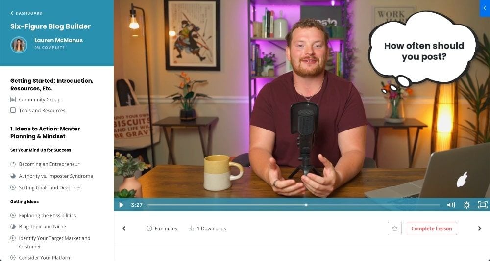 Screenshot of Noah teaching a lesson inside the Six-Figure Blog Builder course by Create and Go.