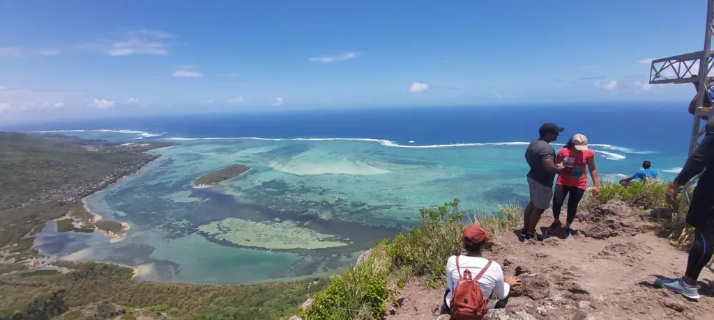 hiking in mauritius 1