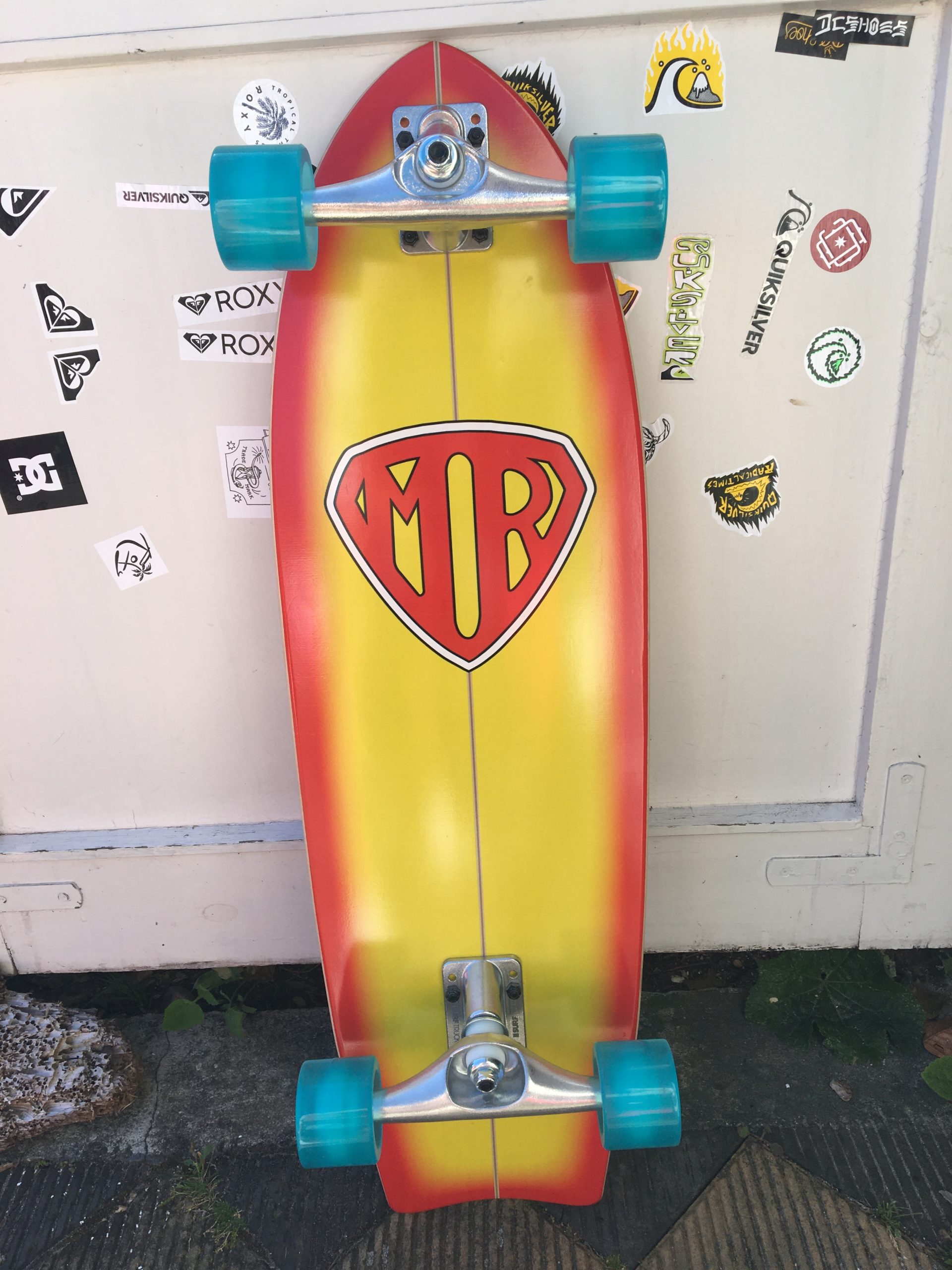 Buy QUIKSILVER MR Super Red 31″ Surfskate