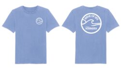 “HORNBÆK -WAVE OF LIFE” T-SHIRT  Vintage swimmer blue /white logo