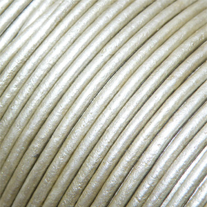 Äkta lädersnöre metallic ”Linen” 1 mm