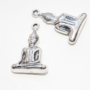 Antiksilverfärgat hänge Buddha 35X23