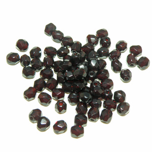Fire polish 4 mm facetterad ”Dark garnet”
