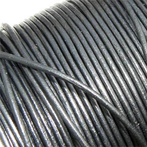 Äkta lädersnöre metallic ”Black” 1 mm