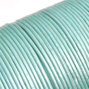 Äkta lädersnöre metallic ”Mint” 2 mm