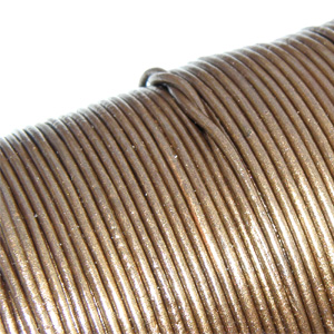 Äkta lädersnöre metallic ”Nutmeg” 1 mm