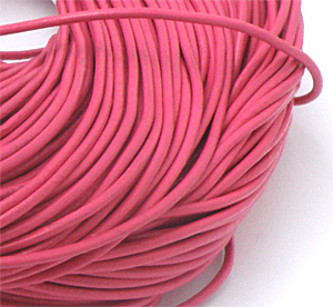 Äkta lädersnöre cerise 2 mm