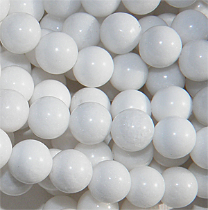 Malaysian jade vit slät rund 12 mm