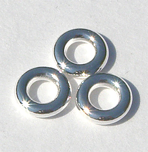 Silverfärgad sluten bindögla 8 mm