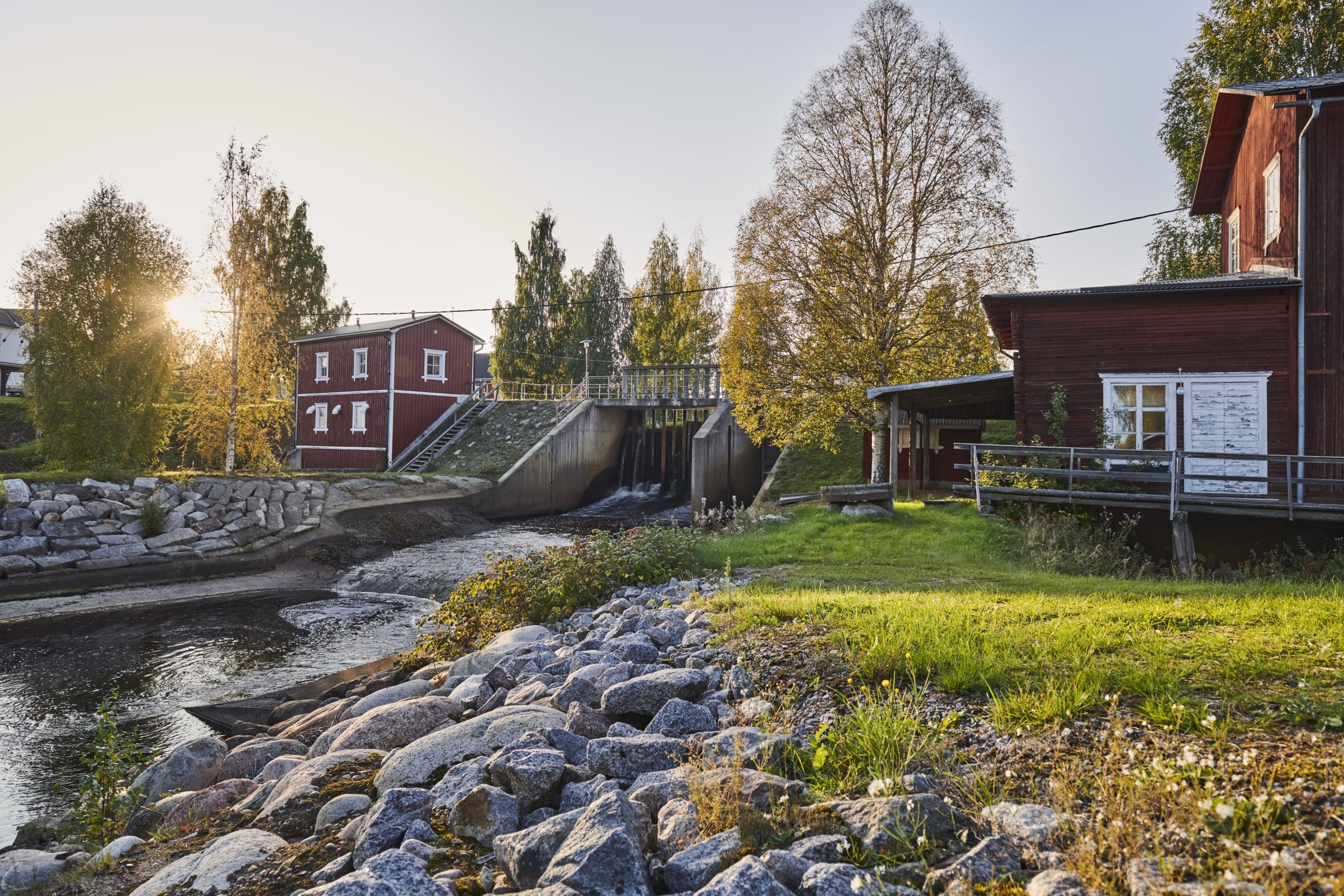 Vattenkraftsanläggningar vid floden