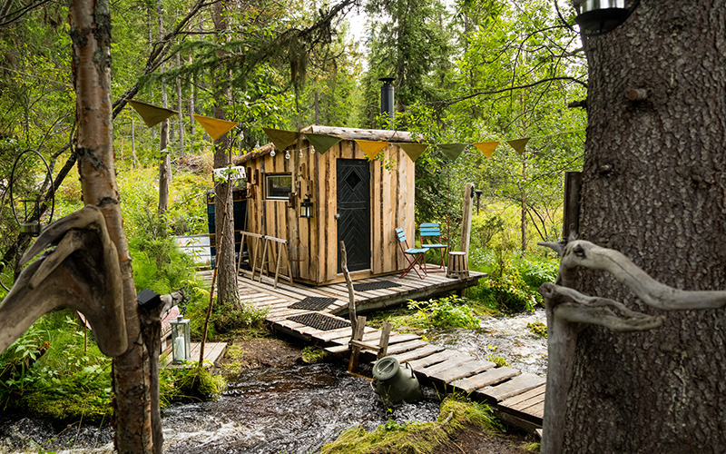 Bækbad og sauna i naturen