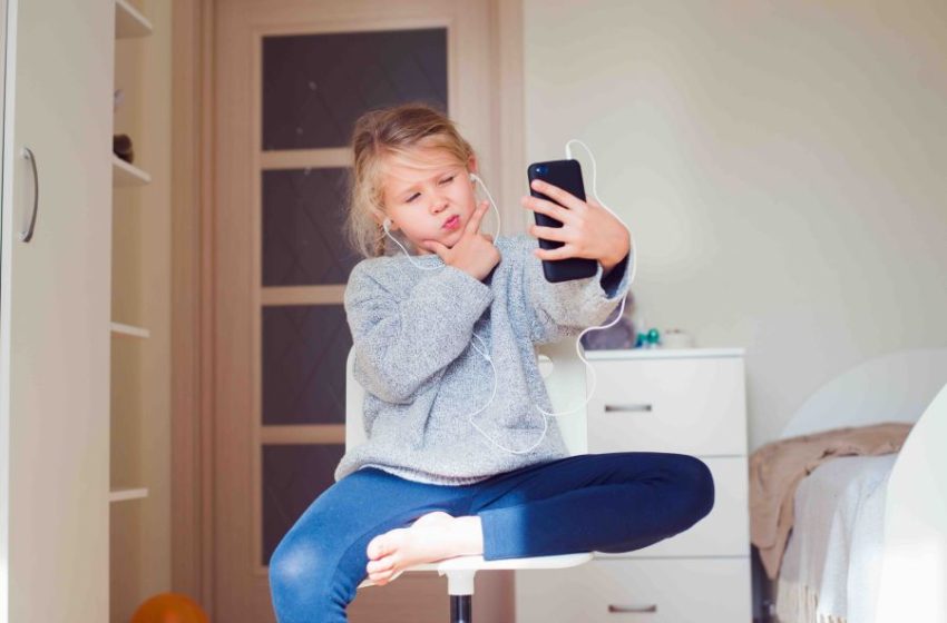  انستغرام تطرح أدوات جديدة للحد من نشر الأطفال لصورهم الشخصية