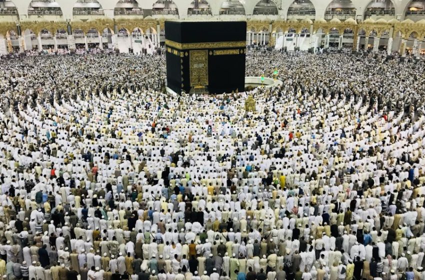 السعودية تعلن رفع عدد الحجاج إلى مليون من داخل المملكة وخارجها
