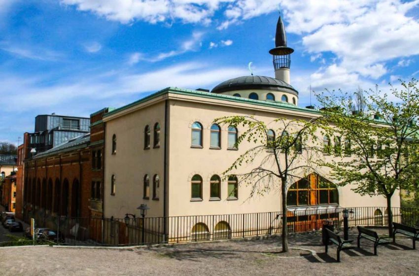  سياسي سويدي: بدلاً من الذهاب للمسجد تعلموا اللغة السويدية!