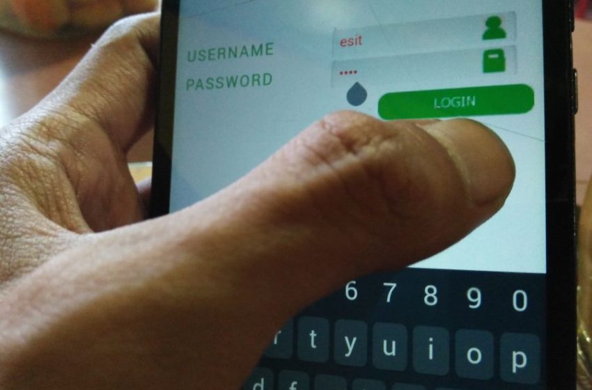 قريباً.. تشغيل واتساب على هاتفين