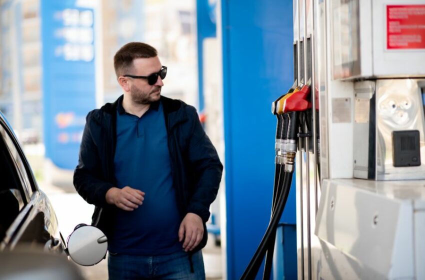  انخفاض أسعار البنزين والديزل