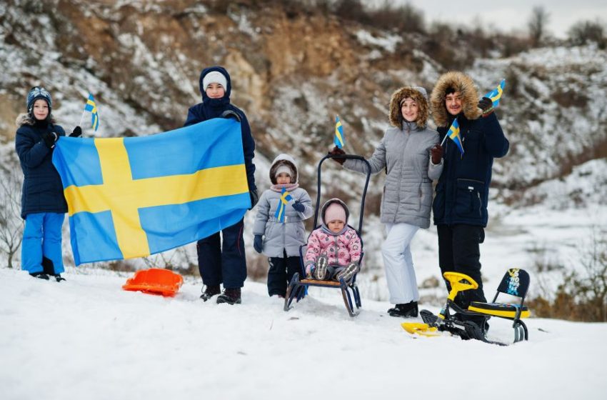  السويد تتوقع تراجع طلبات اللجوء إليها العام المقبل