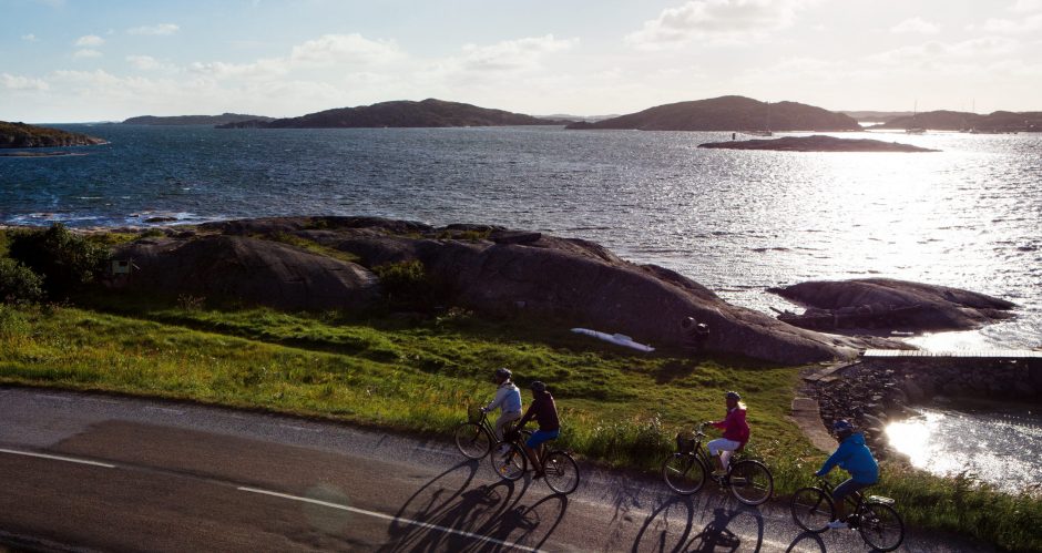 A group of people cycling at their conference in Bohuslän